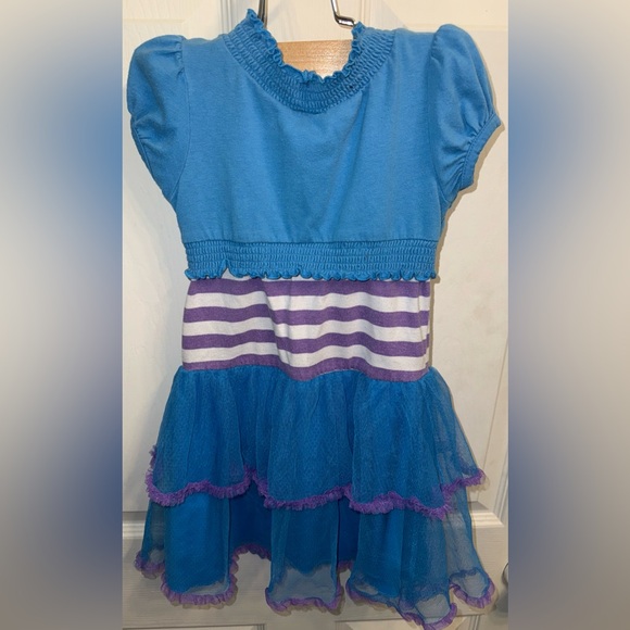 Girls Cinderella night gown 4T - Picture 3 of 7